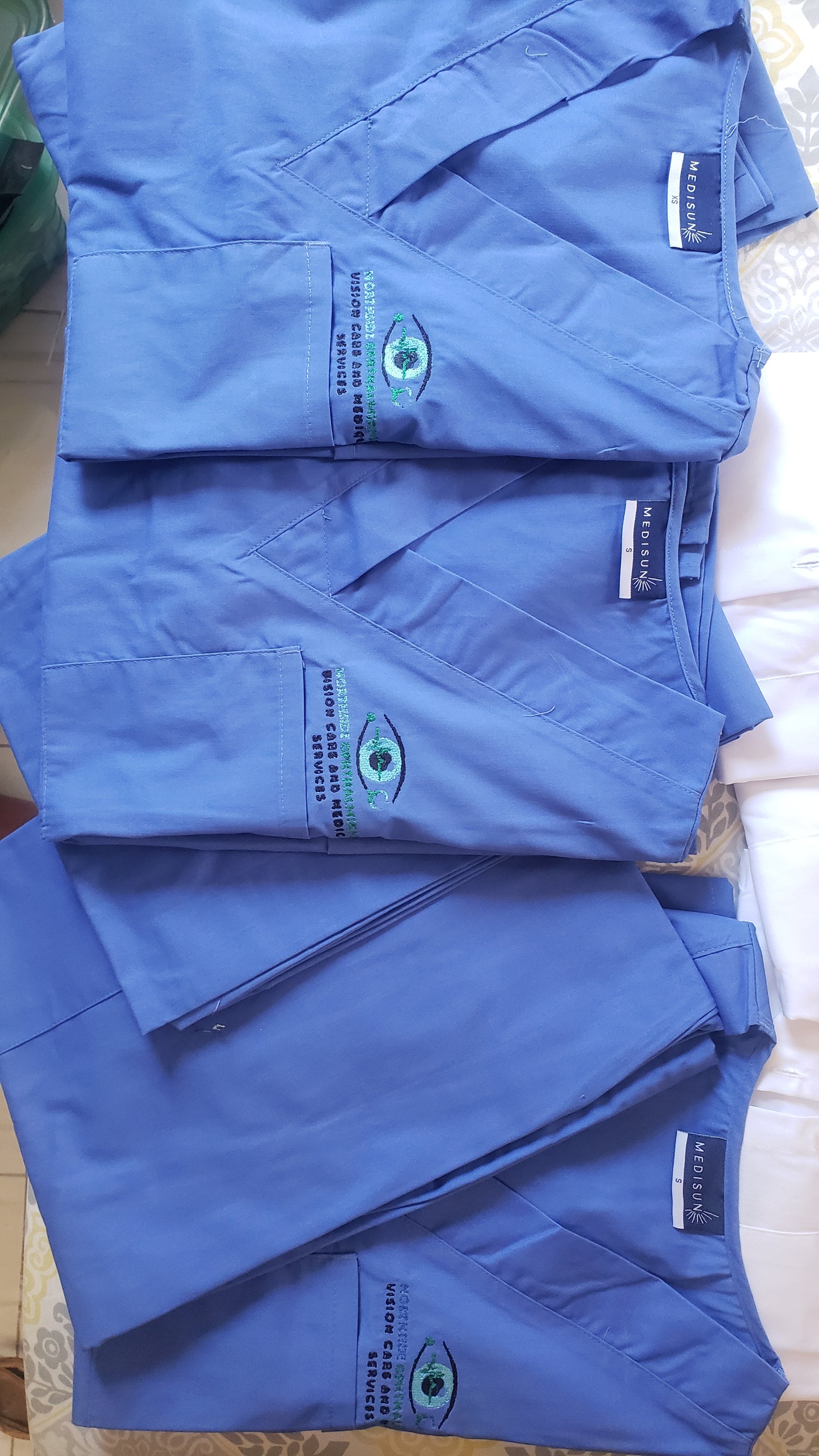 Scrub set